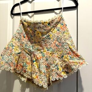 Lulu’s shorts size small